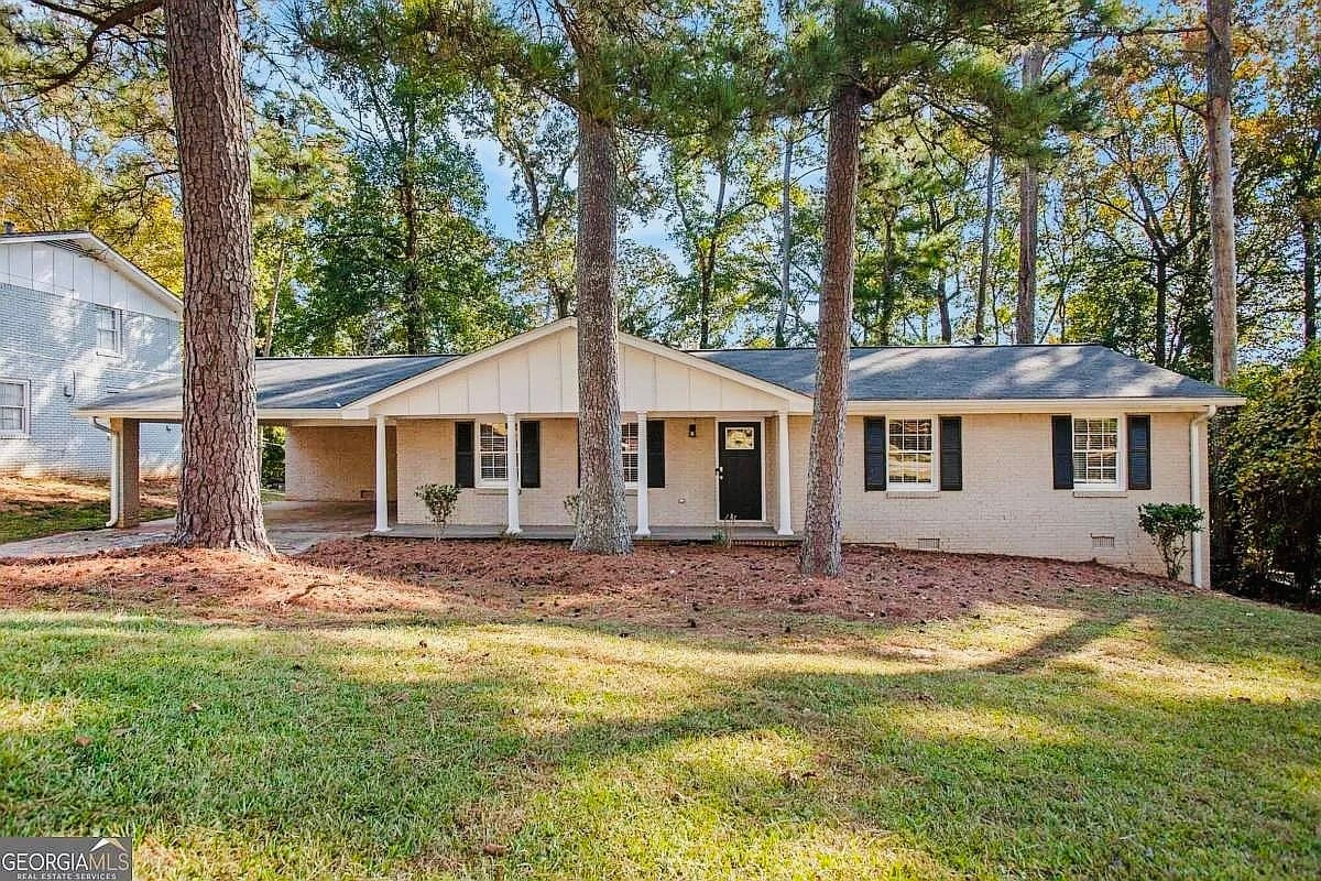 Primary Photo - 2112 Royal Fox Way