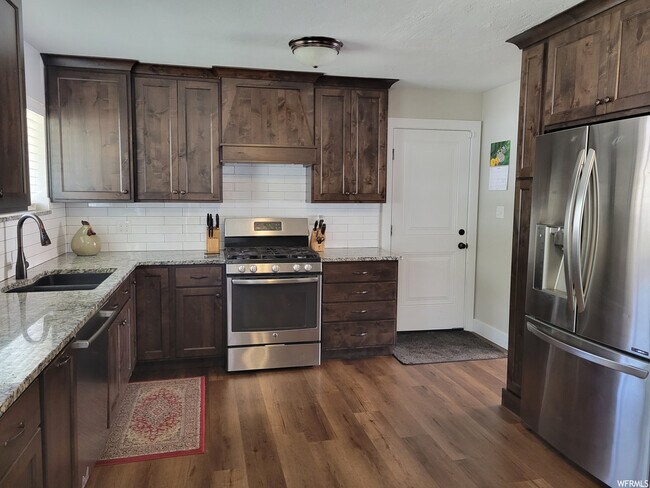 Building Photo - 4862 Burch Creek Dr