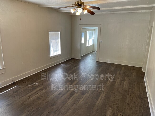 Foto del edificio - 1205 Warner St