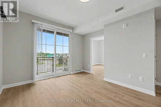 Photo du bâtiment - 2 BEDROOM - 100 PINEHILL ROAD