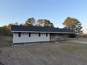 Building Photo - 341 Sanders-Davis Rd