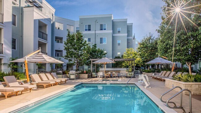 Foto del edificio - The Lark