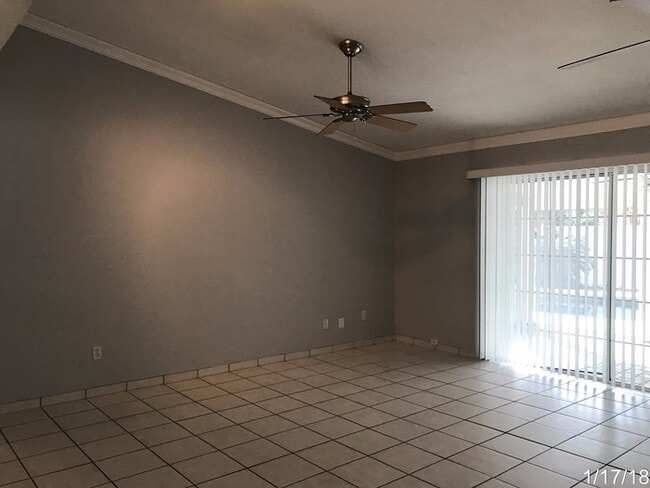 Foto del edificio - Contemporary 3/2 2-Car Garage Pool Home at Clubhouse Estates in Dr. Phillips Area