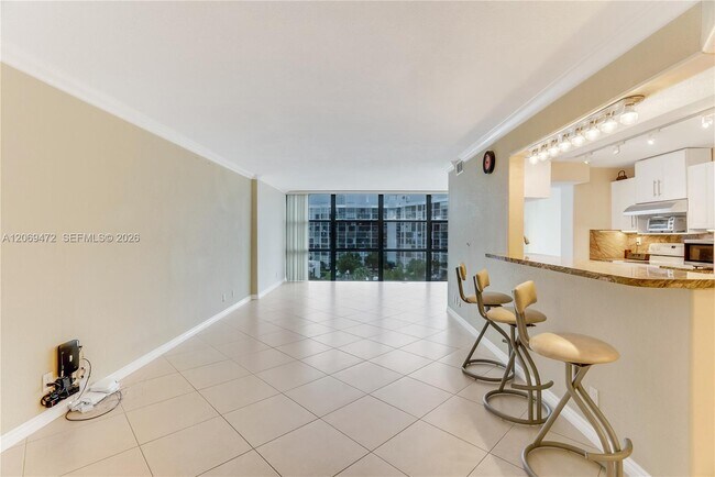 Foto del edificio - 1000 Parkview Dr