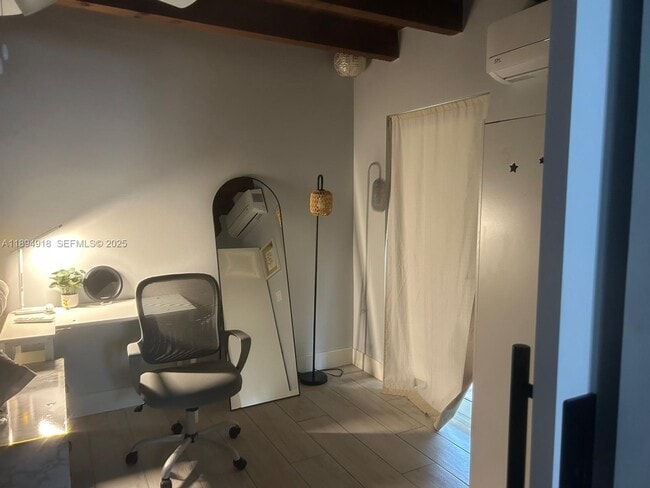 Foto del edificio - 6431 SW 64th Ct