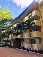 Building Photo - 1800 Sans Souci Blvd