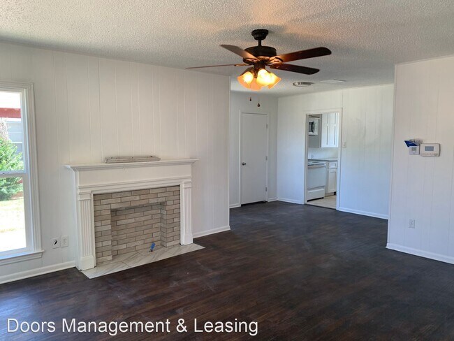 Foto del edificio - 3 br, 2 bath House - 2913 Canton Avenue