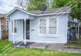Building Photo - 1810 Burnet St
