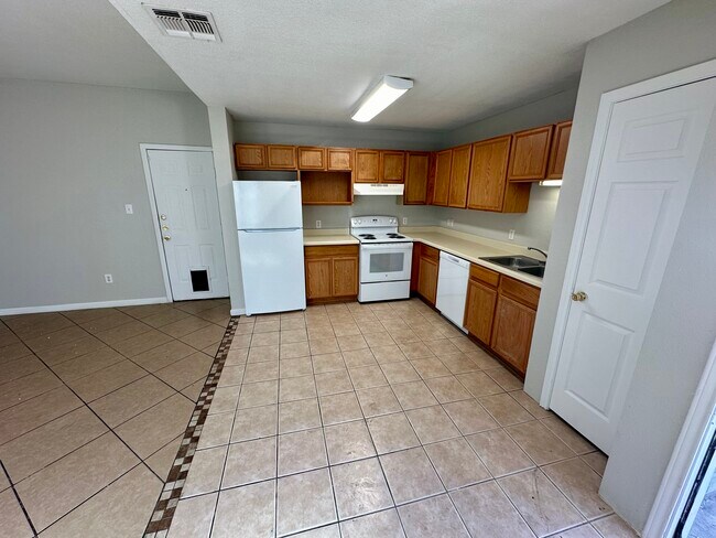 Building Photo - 4304 Covenant Ct