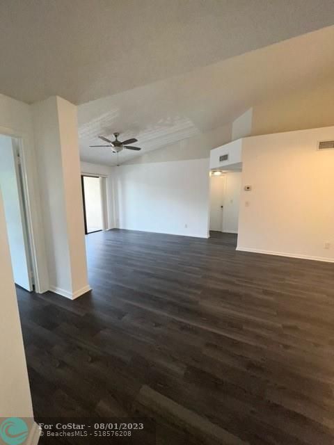 Foto del edificio - 9222 W Atlantic Blvd