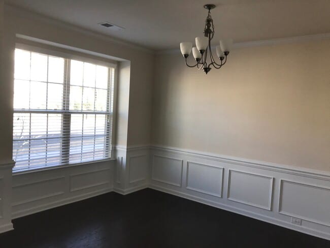 Building Photo - Great neighborhood in Waxhaw, Huge Owner's...