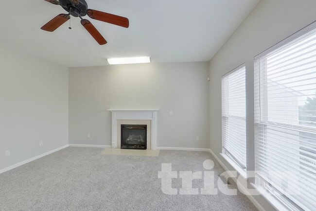 Building Photo - 507 Fortress Ct