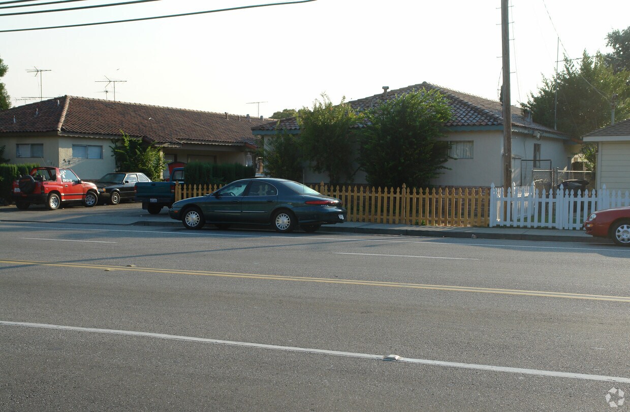 Primary Photo - 865 N Rengstorff Ave