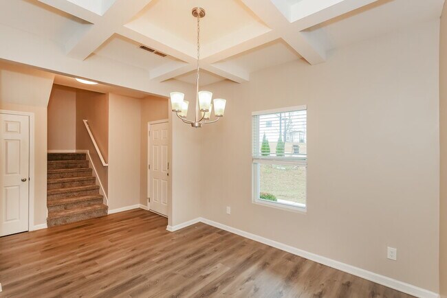 Foto del edificio - 100 Fairview Dr