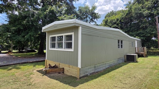 Building Photo - 115 Virginia Dare Dr