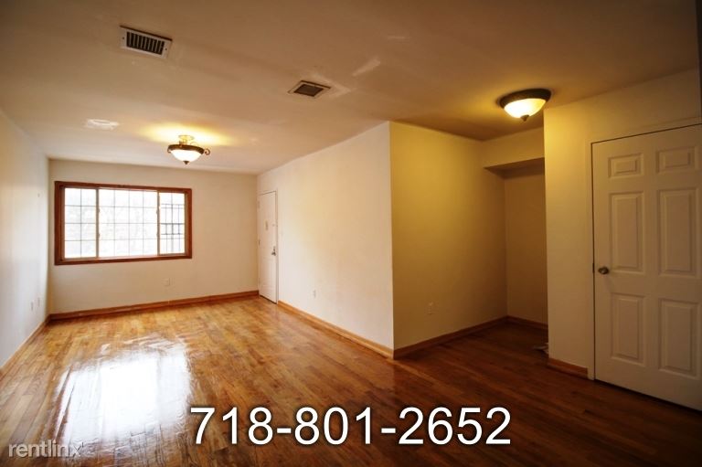 Primary Photo - 658 Maple St