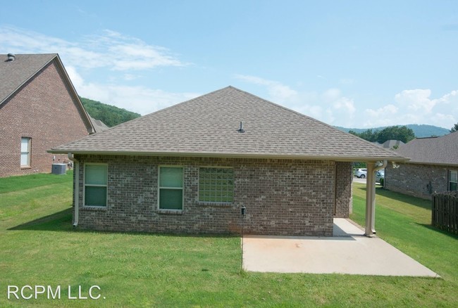 Building Photo - 3 br, 2 bath House - 2917 Magnolia Park SE