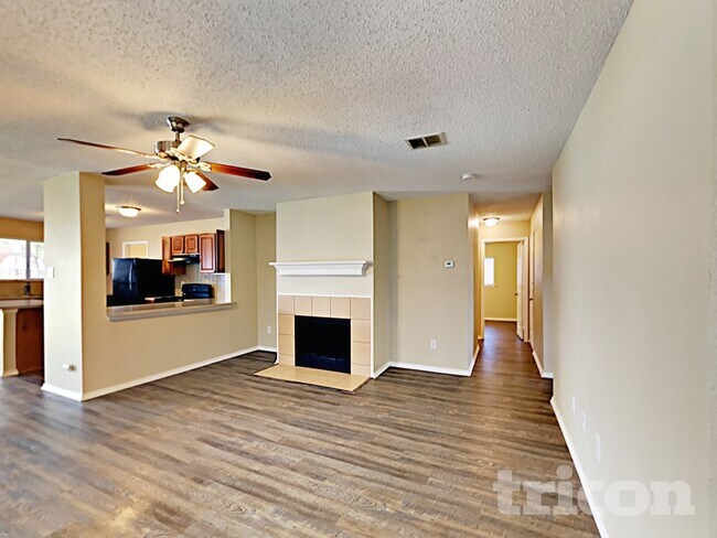 Building Photo - 7109 Galveston Dr