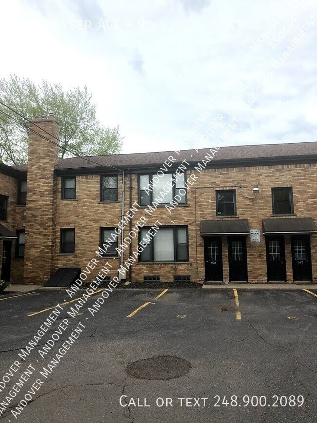 Foto del edificio - 730 Kayser Ave