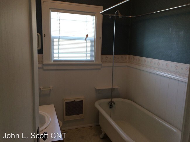 Foto del edificio - 3 br, 2 bath House - 480 Cascade Ave.