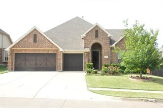 Building Photo - 3621 Bella Vista Dr