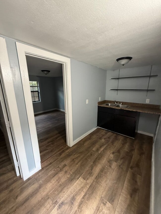 Building Photo - 3393 Linder St