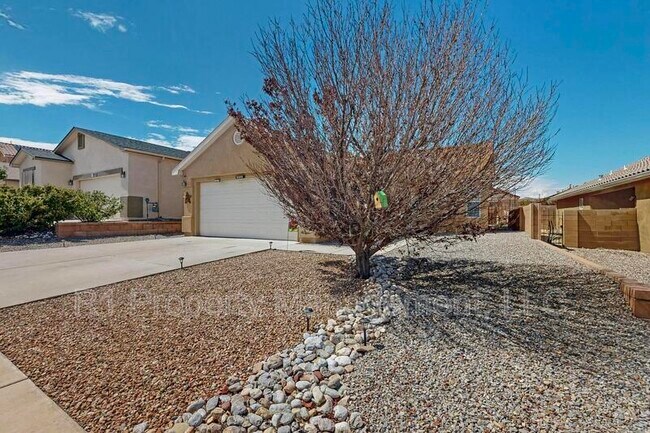 Foto del edificio - 10743 Antler Tool Rd SW