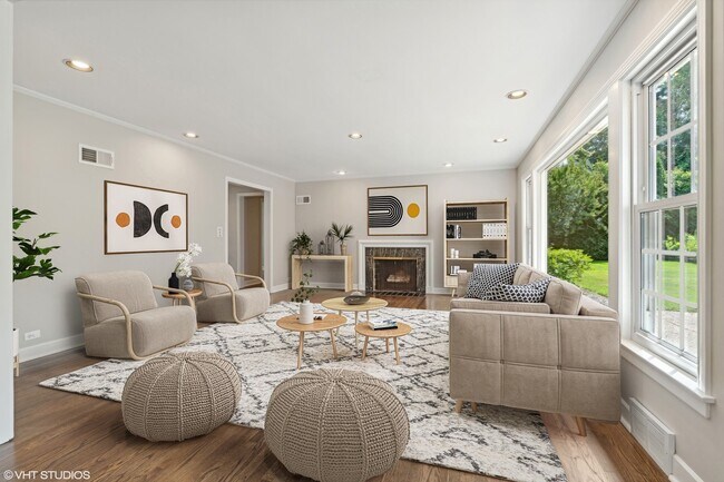Foto del edificio - 1082 Old Elm Ln