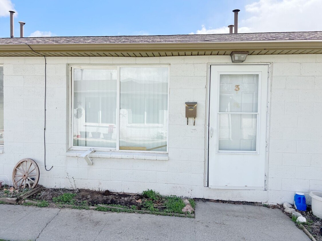 2620 S 8590 W Unit 3, Magna, UT 84044 Room for Rent in Magna, UT