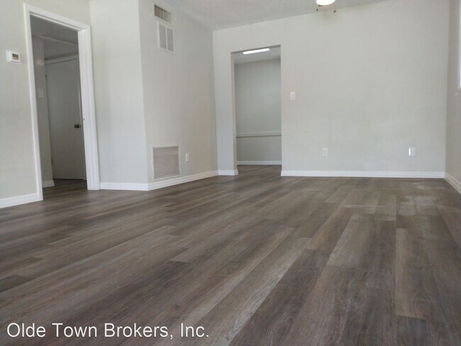 Building Photo - 2 br, 1 bath House - 237 W Princeton Street