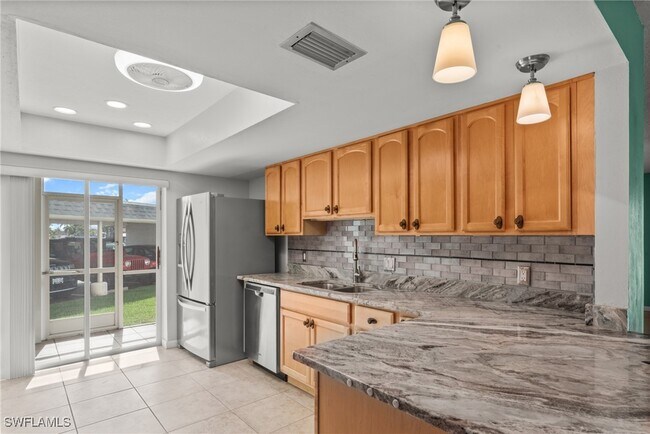 Building Photo - 304 Tudor Dr