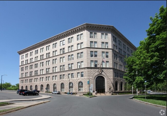 Building Photo - The 55 Elm Club