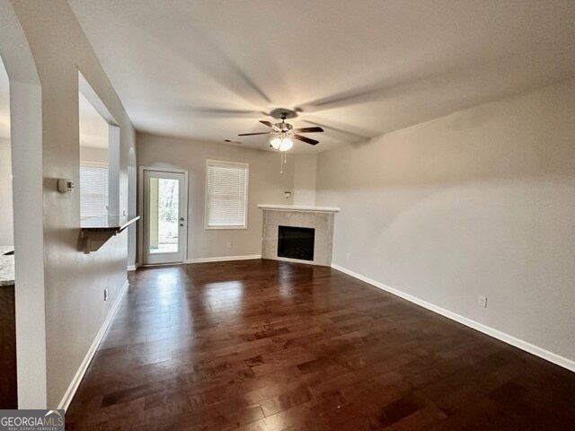Foto del edificio - 387 Franklin Ln