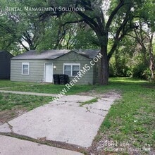 Building Photo - 516 SE 36th St