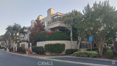 Building Photo - 19476 Mountainview Lane