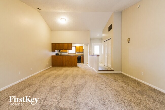 Building Photo - 14601 Village Park E Dr