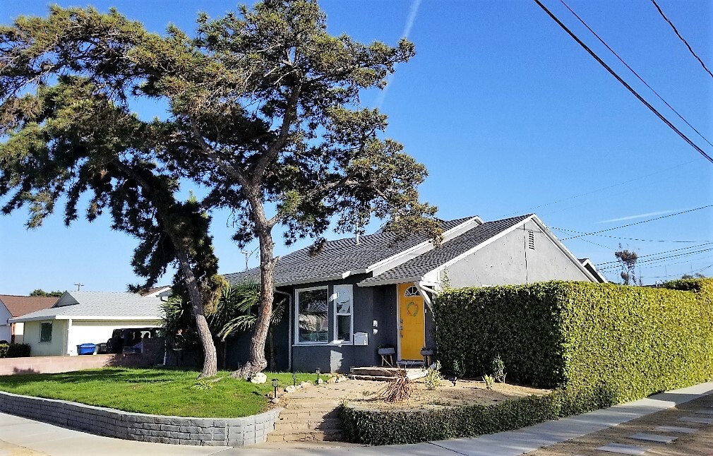Primary Photo - 3760 W 156th St