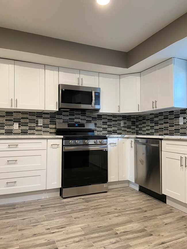 Building Photo - Rental by Owner