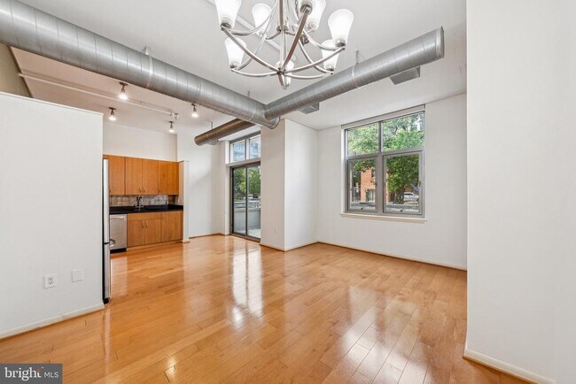 Foto del edificio - 811 4th St NW