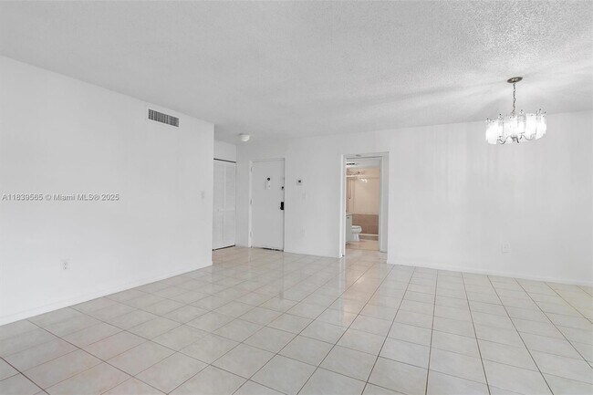 Foto del edificio - 9135 SW 125th Ave