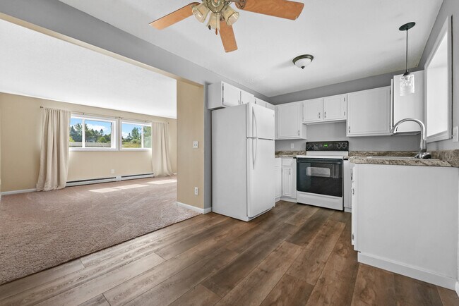Building Photo - 3311 Mahoney Dr