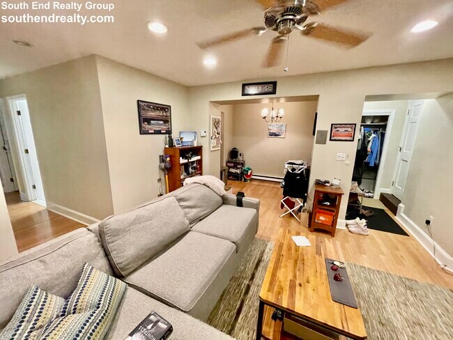 Foto del edificio - 499 Columbus Ave