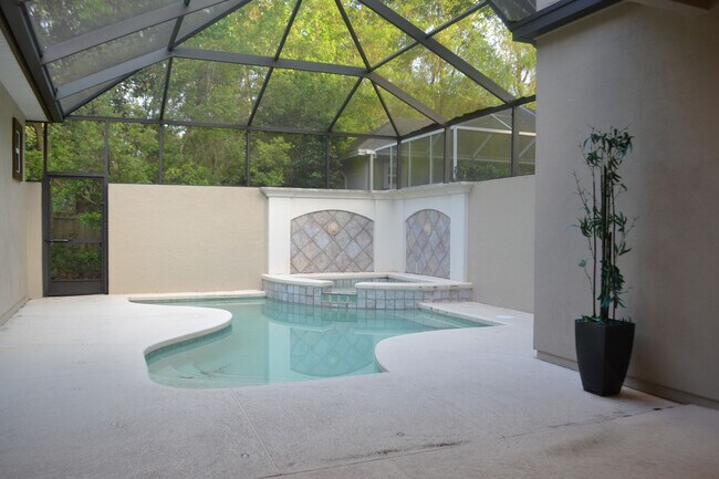 Foto del edificio - 3813 SW 91st Dr