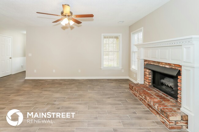Foto del edificio - 170 Woodcrest Dr