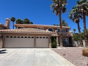 Building Photo - 1702 Wicklow Way