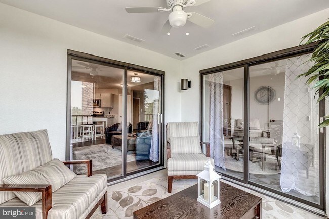 Foto del edificio - 11500 Fairway Dr