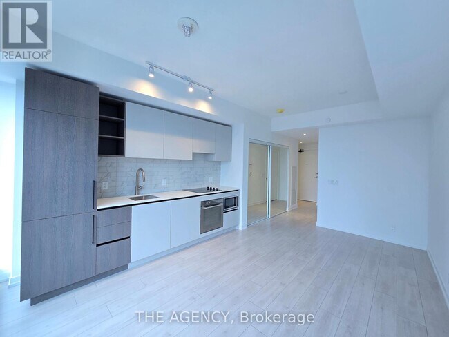 Photo du bâtiment - 55-3555 Mercer St