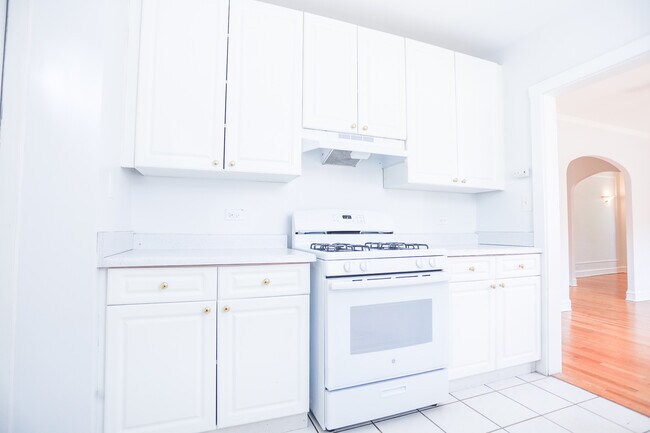 Foto del edificio - 6414 N Newgard Ave