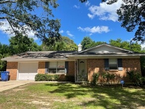 Building Photo - 316 Walker St