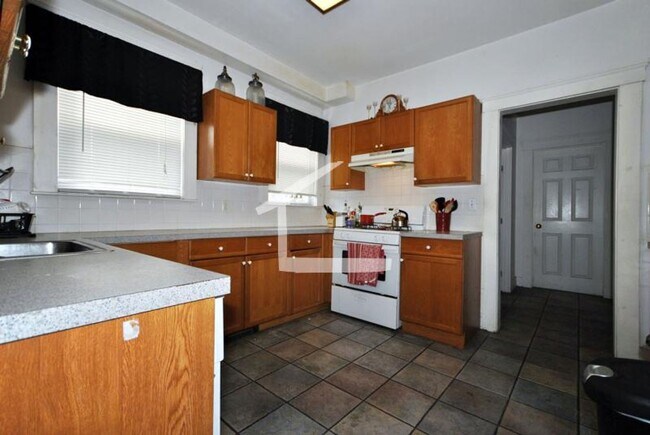 Foto del edificio - 144 Brooks St